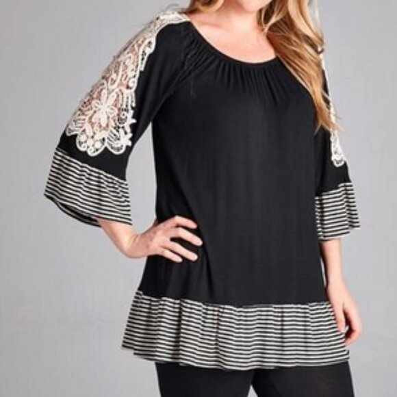 Emerald Brand Mixed Media Black with Lace Tunic Top - Picture 1 of 16